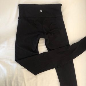 Lululemon Black Wonder Under Leggings